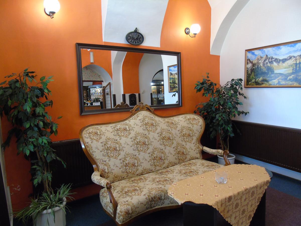 Gl Hotel Trutnov Kültér fotó