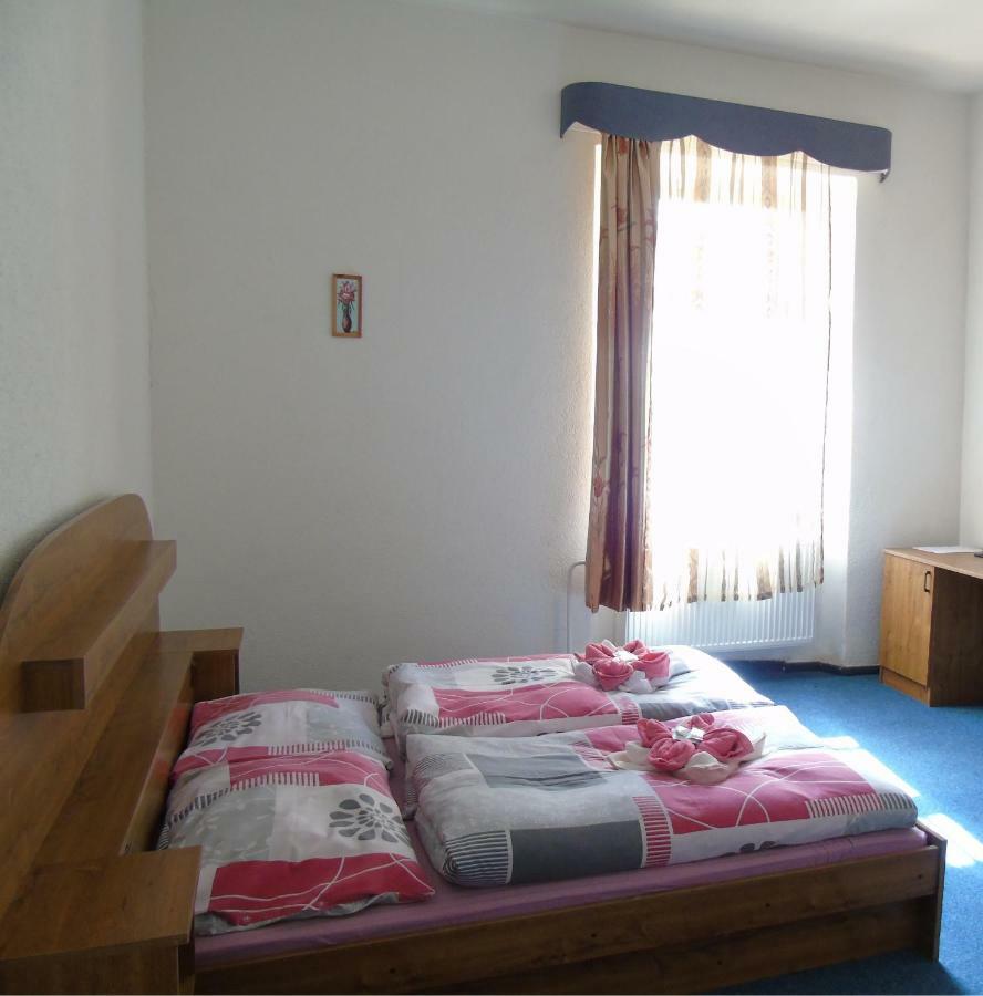 Gl Hotel Trutnov Kültér fotó